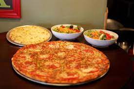 PIZZA WALALA Med/149,- Stor/199,-  Ost, skinke og sopp.