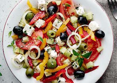 VEGETAR SALAT/99,-  friske grønnsaker